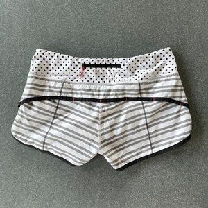 Lululemon Speed Short Size 6 in Twin Stripe / Mod Dot Print - EUC!